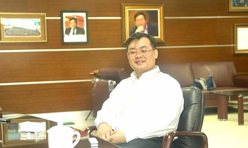 <b>福耀“少帅”回归，将继承玻璃“王国”，其创立公司被2.24亿收购</b>