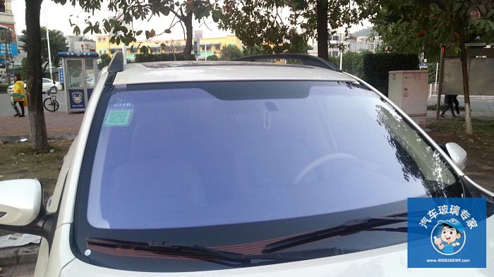 日常汽车玻璃养护小知识