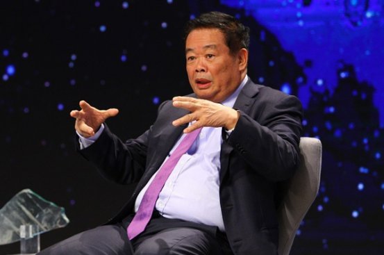 <b>玻璃大王-曹德旺：一个从零到玻璃行业领头羊，他是如何做到的？</b>