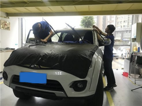 <b>福耀玻璃更换</b>