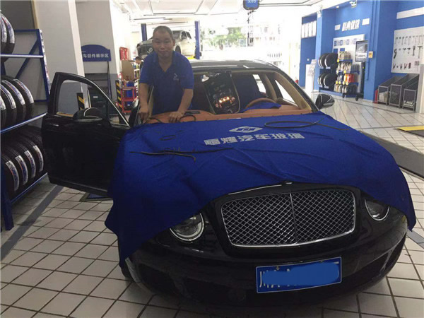 宾利挡风玻璃更换