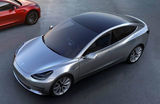 国产福耀玻璃现身国产特斯拉Model 3侧窗