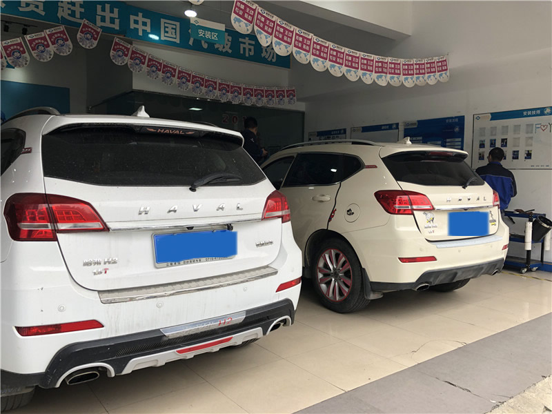 长城哈弗H2成都更换前挡风玻璃