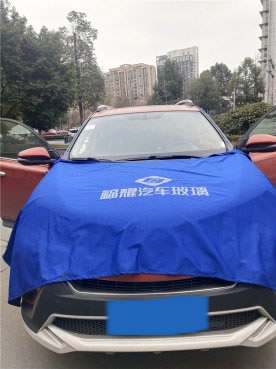 <b>长城哈弗H6前挡风玻璃更换-成都福耀汽车玻璃高攀店</b>