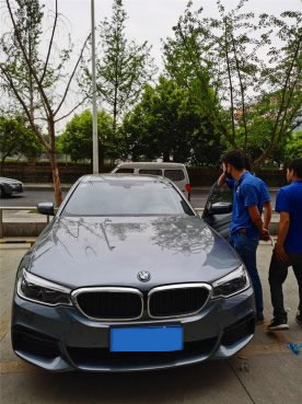 <b>成都福耀玻璃宝马5系更换前挡风玻璃</b>