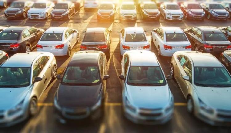 <b>4亿车主迎六大变局！史上最大车险改革实施 关键点是“加量又减价”</b>