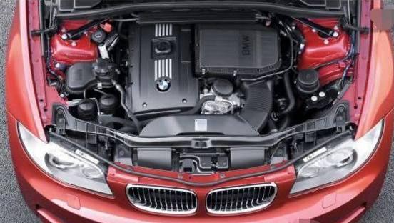 8年不换正时皮带，还敢出远门？