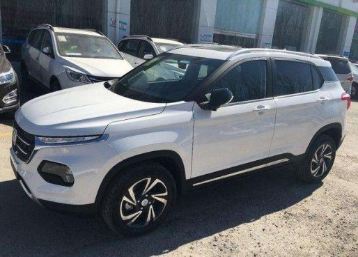 五菱和宝骏共同打造，号称小汉兰达7万元起售