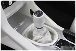 你确定会开自动挡车？陷入这几个误区就毁了