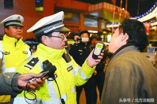 长春市一名“的哥”以身试法 酒后驾车也被查