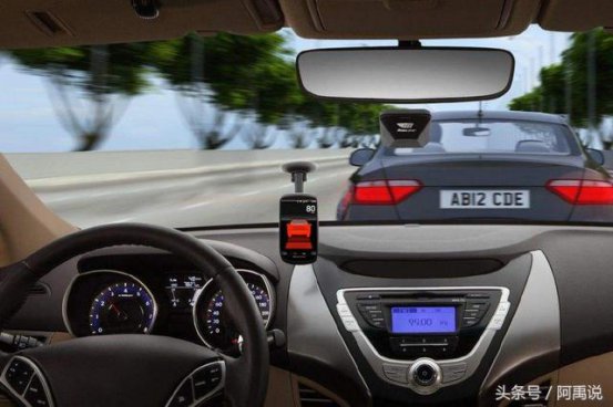 车头、车尾、后视镜，都能判断车距，你精通哪一种？