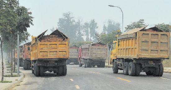 交警都“惹不起”的3种车，你敢动吗？