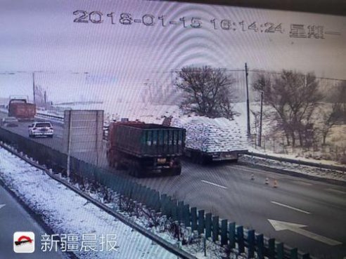 大货车遇到故障	90后司机多次拒绝交警主动帮手是为啥？