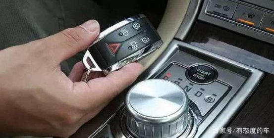 保养汽车别傻傻的换机油！记得勤保养这五处，三年后还会是新车