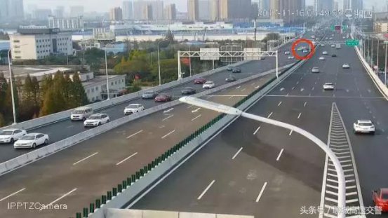 <b>「警示录」两车追尾！前车因为这样停了一下，就也被认定全责！</b>