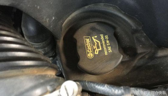 机油不能乱加，陆虎做保养时机油黏度过大，发动机分分钟异响