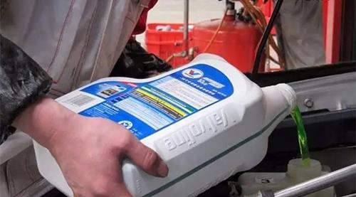 汽车防冻液加错了，也会导致车辆报废！