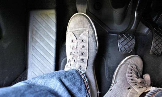 盘点开车坏习惯，其实我们都做过，怪不得要修车