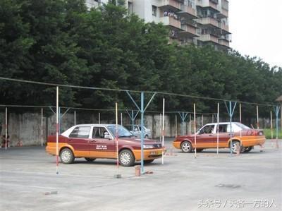 新手开车上路要注意的9个技巧，驾校教练都没教这么详细