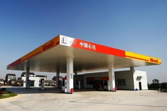 加油时的小技巧，不仅省钱，对汽车养护也很有用哦！