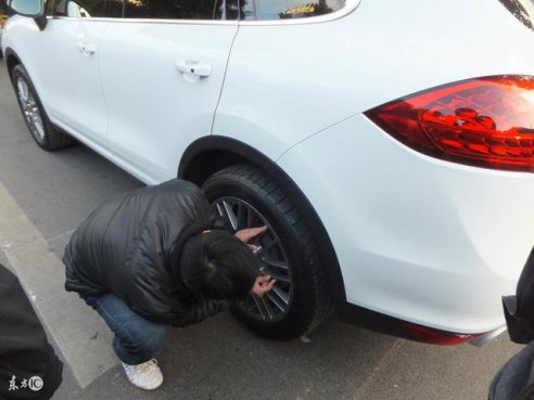 大家口中说的机油和润滑油到底有什么区别？