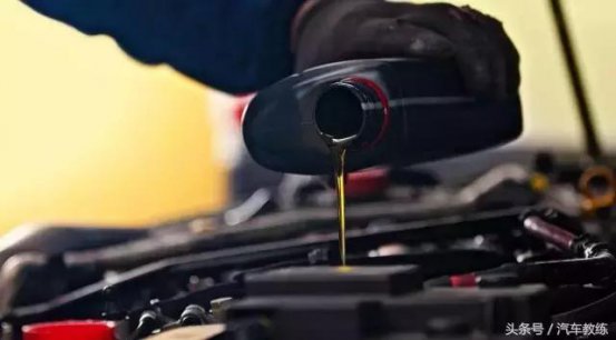 甄别机油真假居然这么简单，别再花冤枉钱了