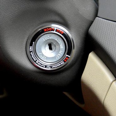 汽车这些部件是一直通电的，下车一定要关闭它，不然很容易亏电！