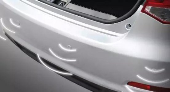 <b>倒车只相信雷达？血的教训告诉你：不靠谱！</b>