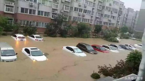 修复一台泡水车大约多少钱？2万左右即可，随后就能投入二手市场