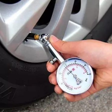 胎压标准2.3的话，胎压打到2.5会有危险吗？