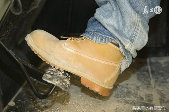 常见的9种路况刹车技巧，你都掌握住了吗