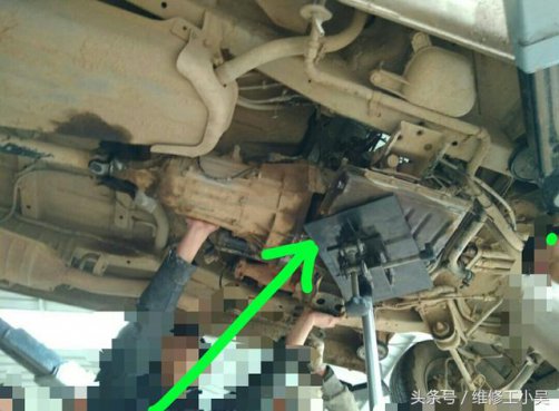 开车时不要忽略汽车仪表，为此长安车主付出了拆发动机的代价！