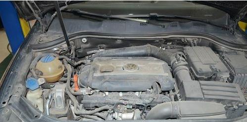 发动机舱不会清理？发动机舱有必要清洗吗?